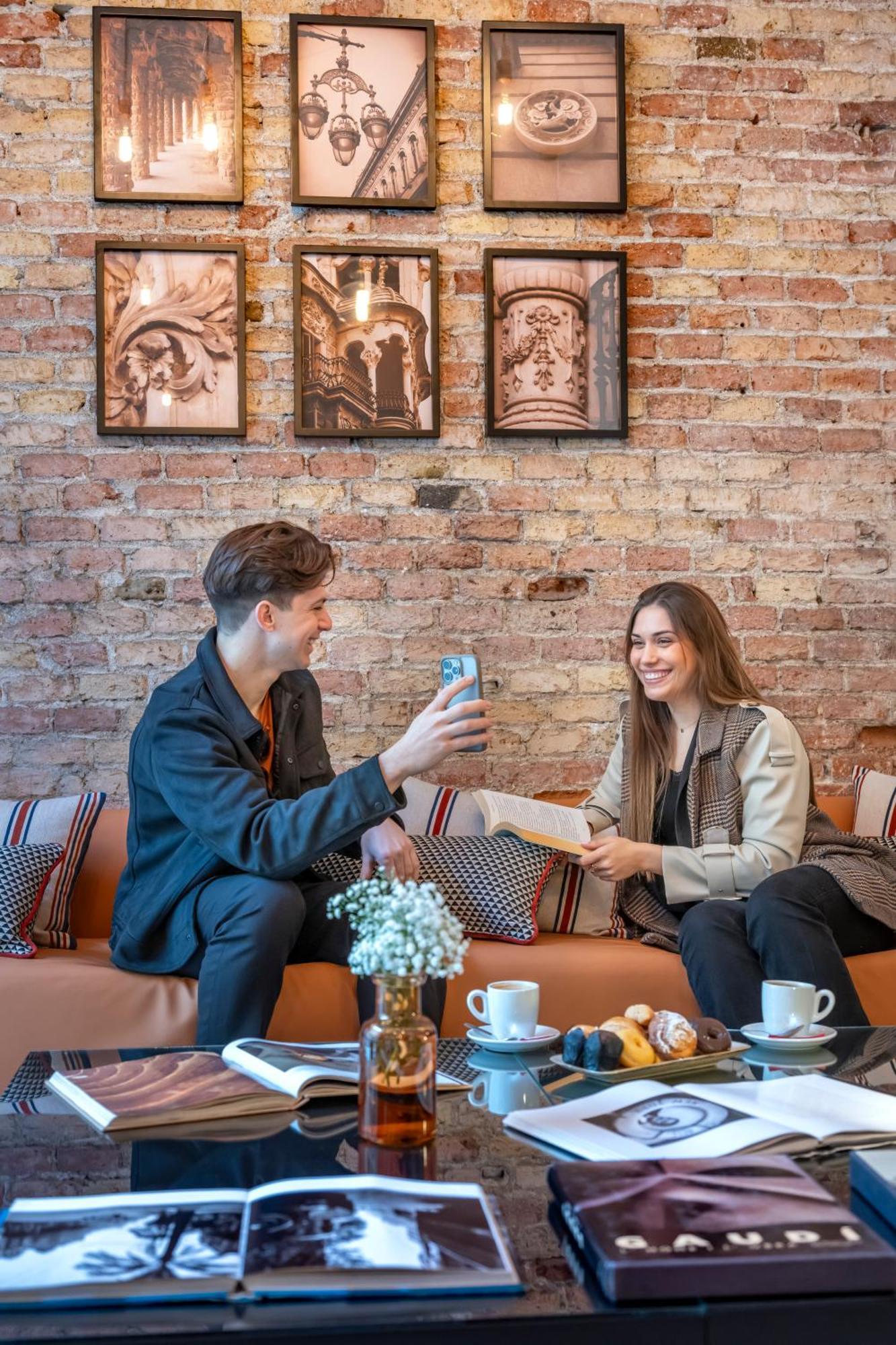 Serhs Carlit Boutique Hotel Барселона Екстериор снимка