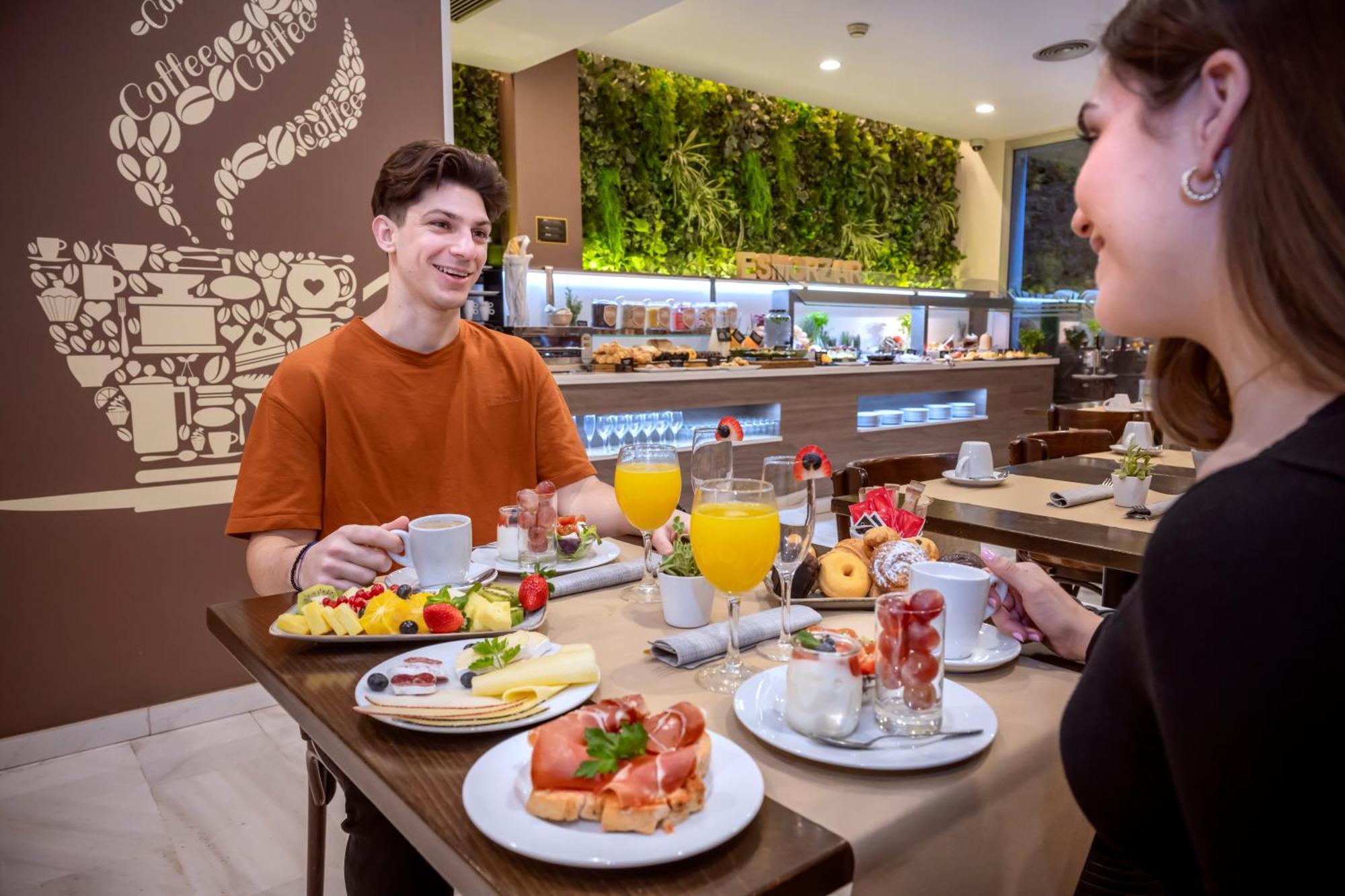 Serhs Carlit Boutique Hotel Барселона Екстериор снимка