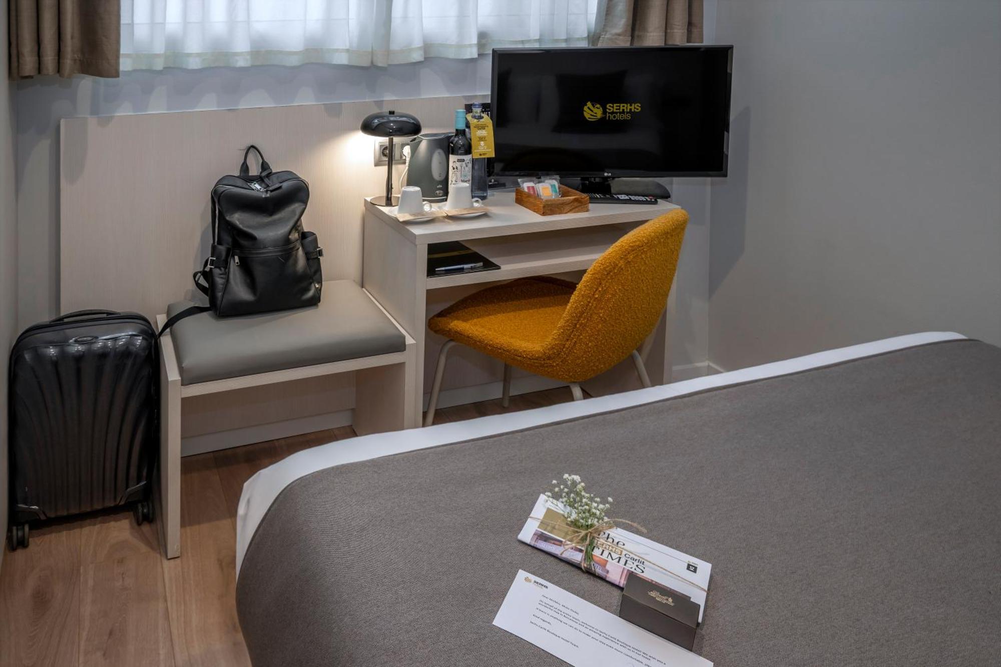 Serhs Carlit Boutique Hotel Барселона Стая снимка